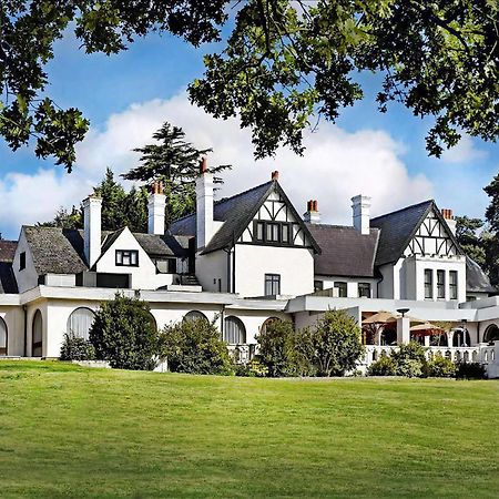 Hotel Hilton Cobham Cobham  Zewnętrze zdjęcie