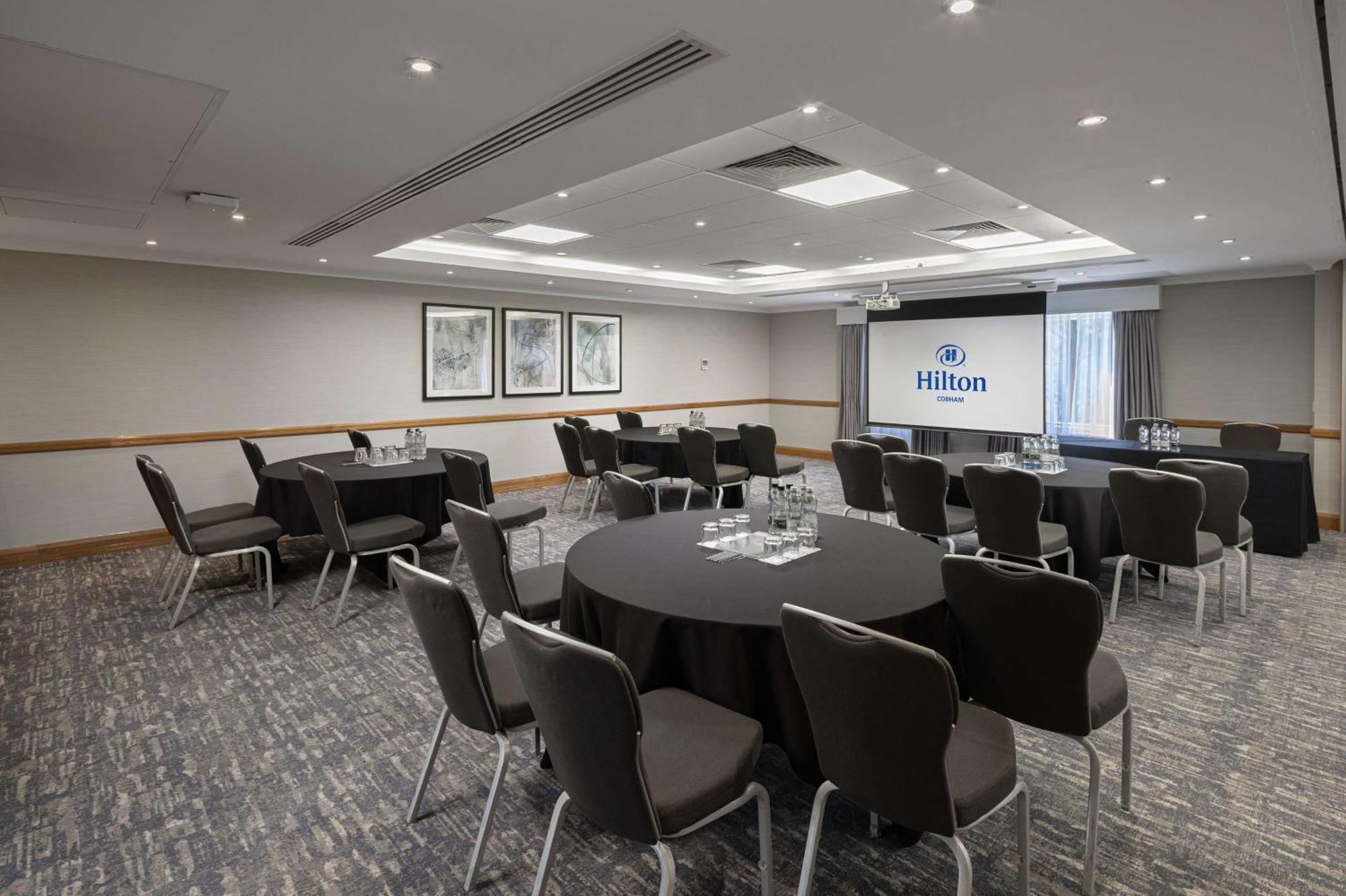 Hotel Hilton Cobham Cobham  Zewnętrze zdjęcie