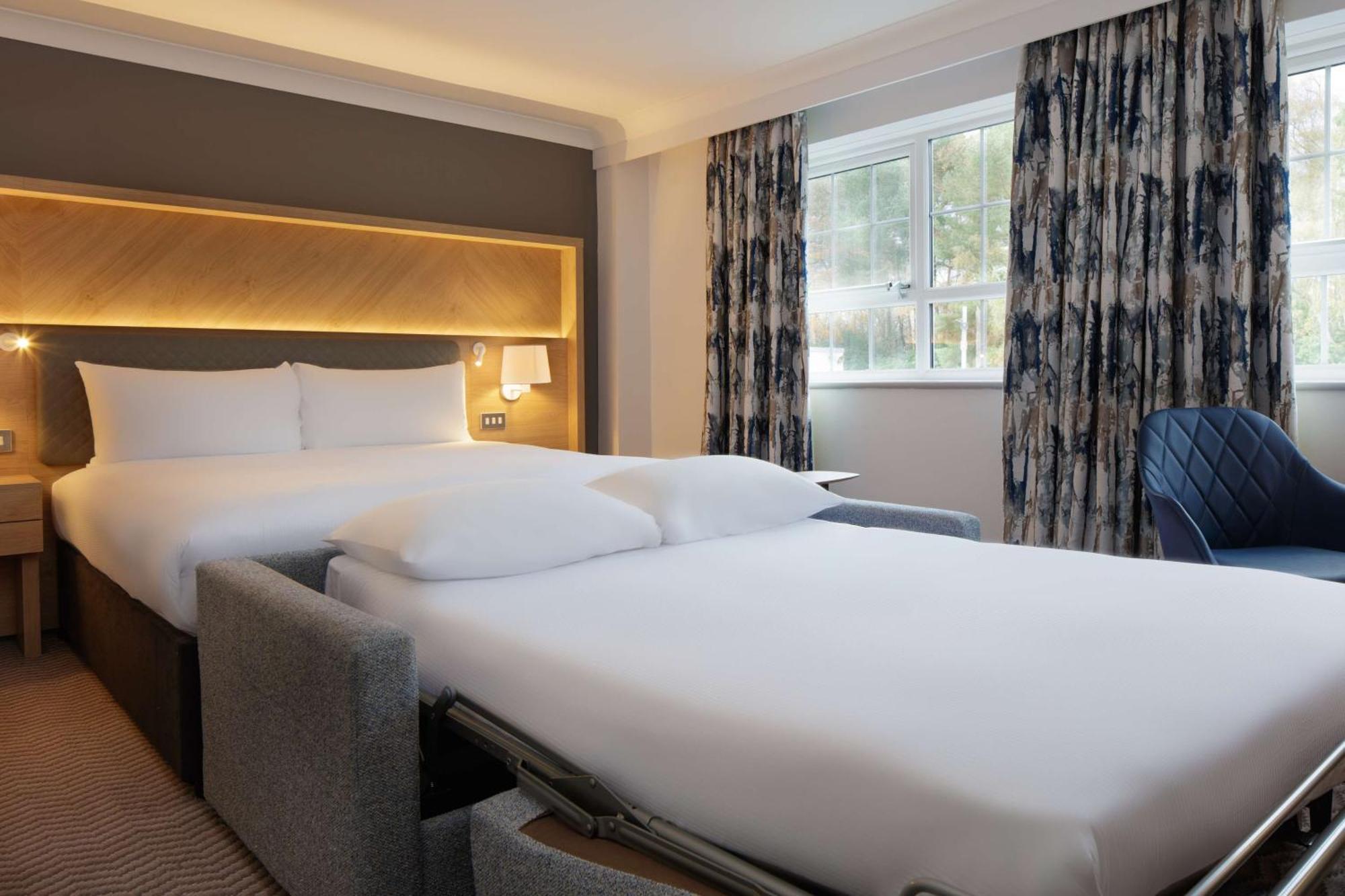 Hotel Hilton Cobham Cobham  Zewnętrze zdjęcie
